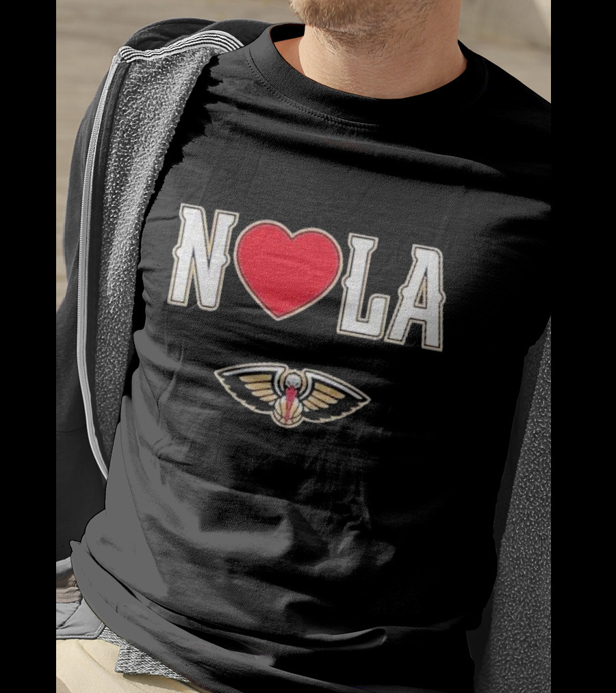 New Orleans Pelicans Heart NOLA Love With Pelicans T-Shirt