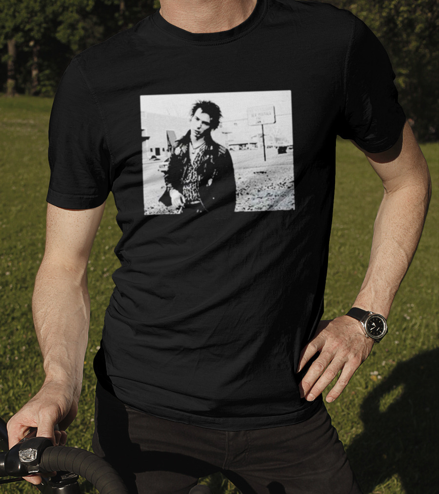 Sex Pistols Babylon Sid Vicious Street Scene Retro Punk Style T-Shirt