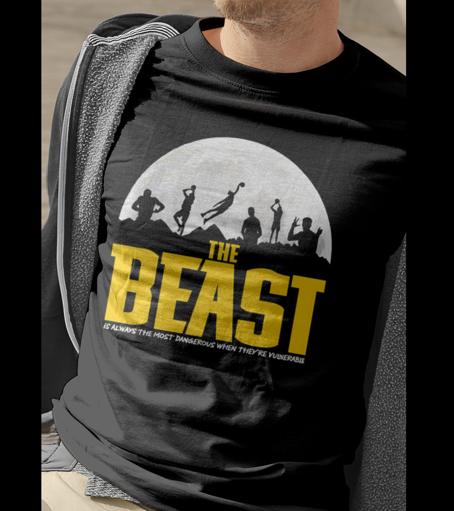 The Beast Is Always The Most Dangerous When They're Vulnerable Silhouettes Moon Scene T-Shirt