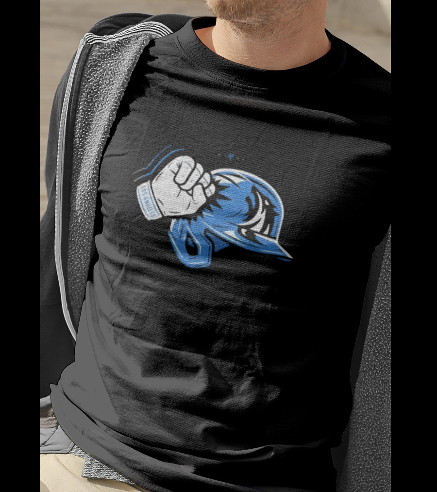 The Wolf Of Chavez Ravine Los Angeles Dodgers Fist Bump Helmet T-Shirt