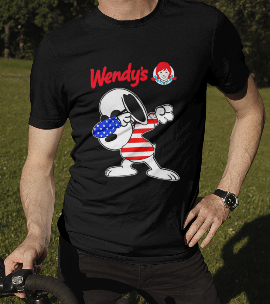 Wendy’s Snoopy Dabbing American Flag Stripes T-Shirt