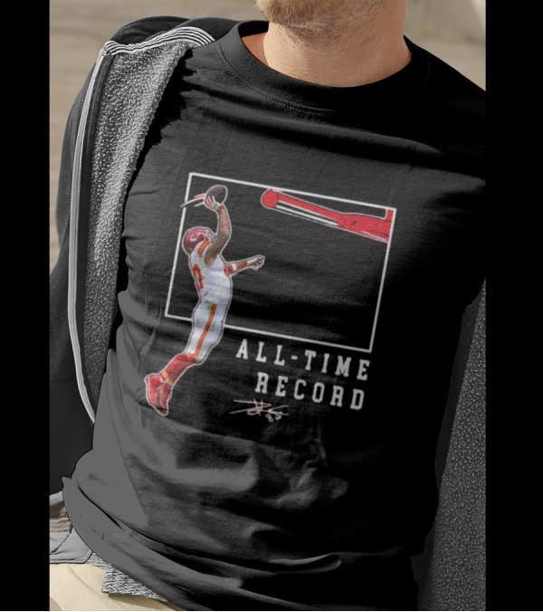 Travis Kelce All Time TD Record Football Jump Art T-Shirt