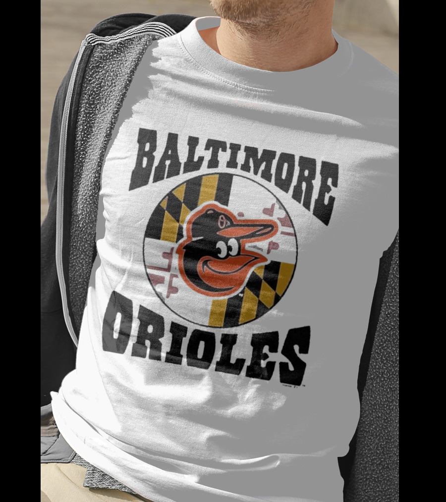 Baltimore Orioles Homage Hyper Local Tri-Blend Bird And Maryland Flag T-Shirt