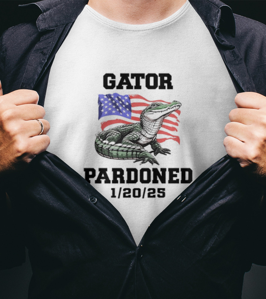 Gator Pardoned 1 20 25 USA Flag American Alligator T-Shirt