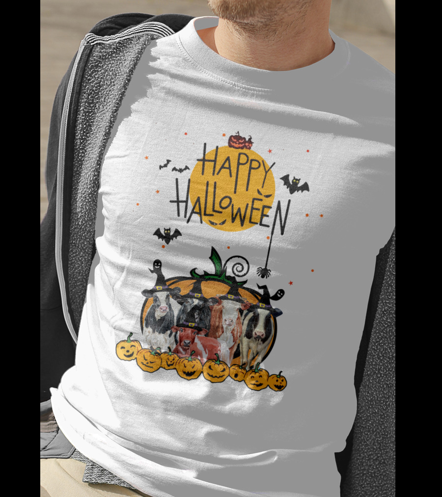 Happy Halloween Cows With Pumpkin Hats And Bats T-Shirt