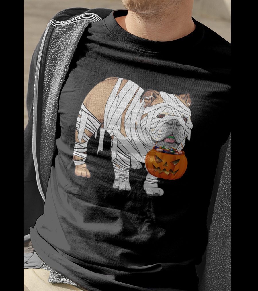 Halloween Bulldog Wrapped As Mummy Holding Pumpkin Candy Bucket T-Shirt