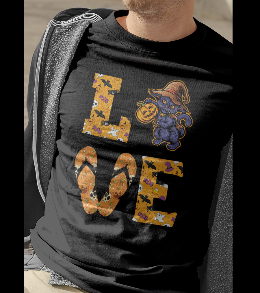 LOVE Halloween Black Cat Witch Hat Pumpkin Candy Ghost Bat Flip-Flops T-Shirt