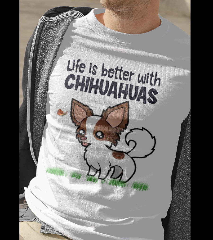 Life Is Better With Chihuahuas Cute Cartoon Butterfly Charm T-Shirt