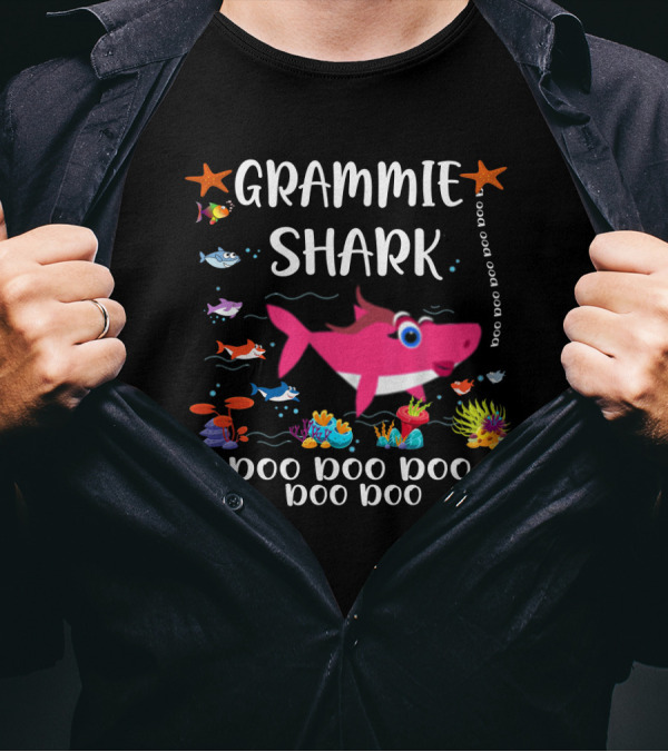 Grammie Shark Doo Doo Doo Doo Colorful Ocean Scene T-Shirt