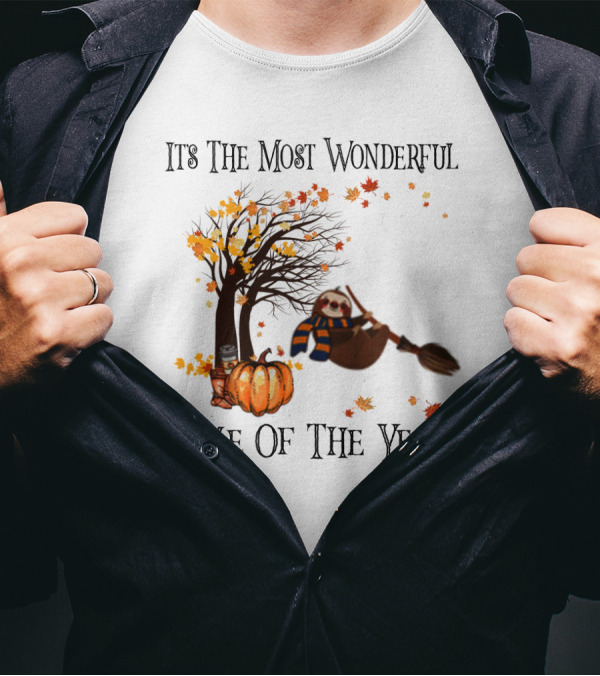 It's The Most Wonderful Time Of The Year Sloth Broom Pumpkin Autumn Leaves Tree T-Shirt