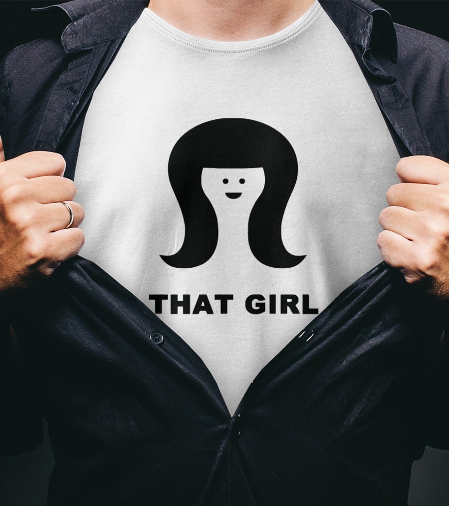 THAT GIRL Smiling Face T-Shirt