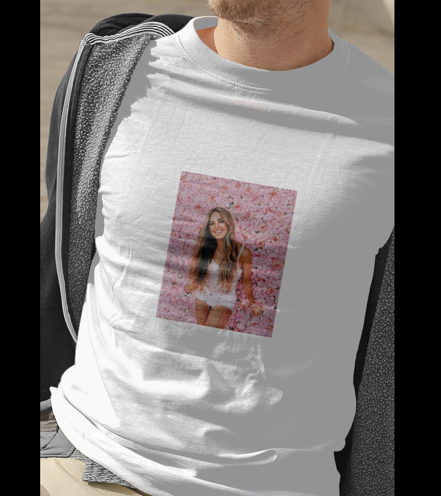 Addison Rae Merch Pink Floral Background Pouty Face T-Shirt