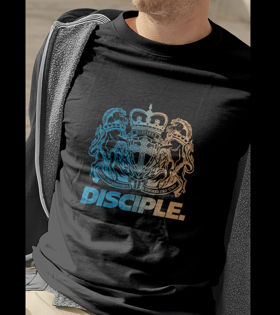 DISCIPLE Omnes Pro Uno Unus Pro Omnibus Crest T-Shirt