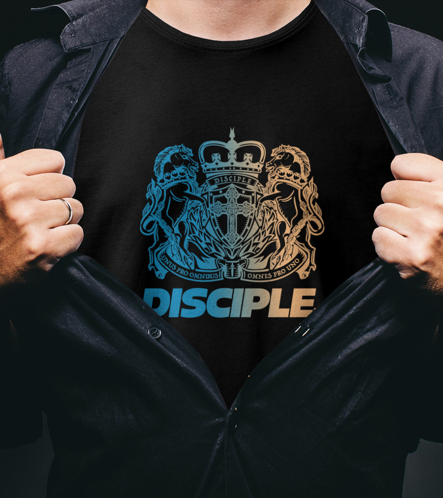 DISCIPLE Omnes Pro Uno Unus Pro Omnibus Crest T-Shirt