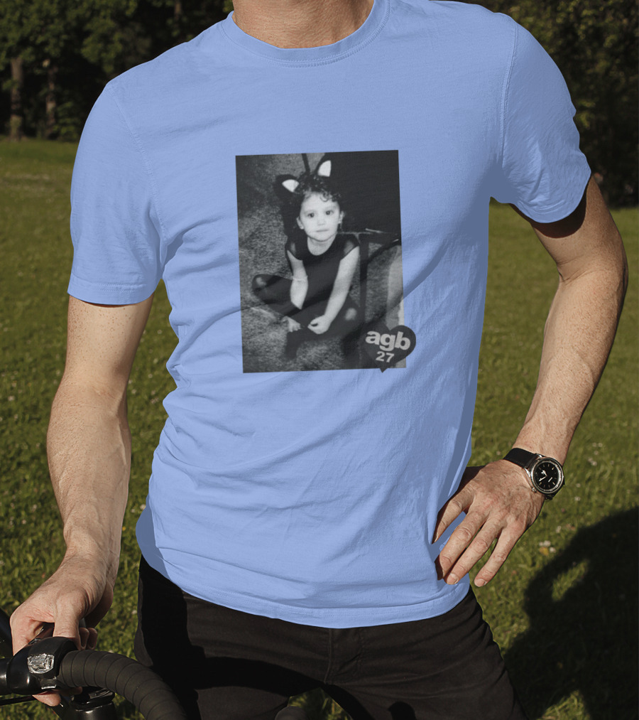 Agb 27 Vintage Style Cat Costume Photograph T-Shirt