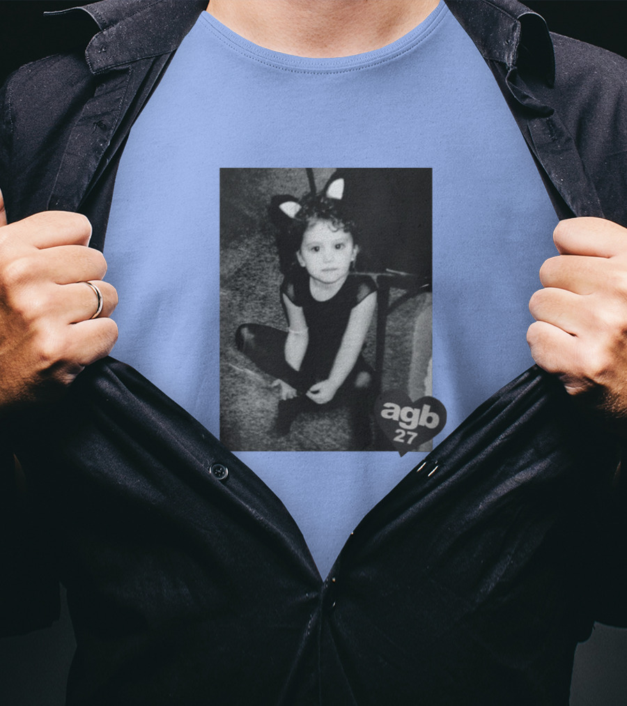 Agb 27 Vintage Style Cat Costume Photograph T-Shirt