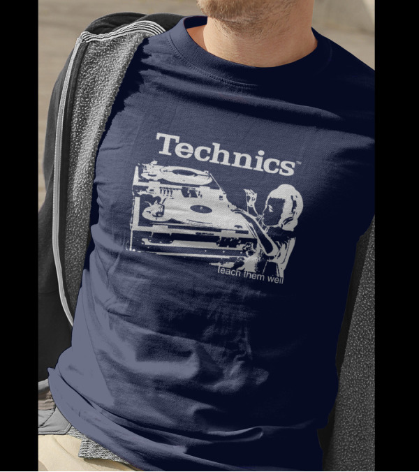 Technics Teach Them Well DJ Turntable And Child Headphones T-Shirt