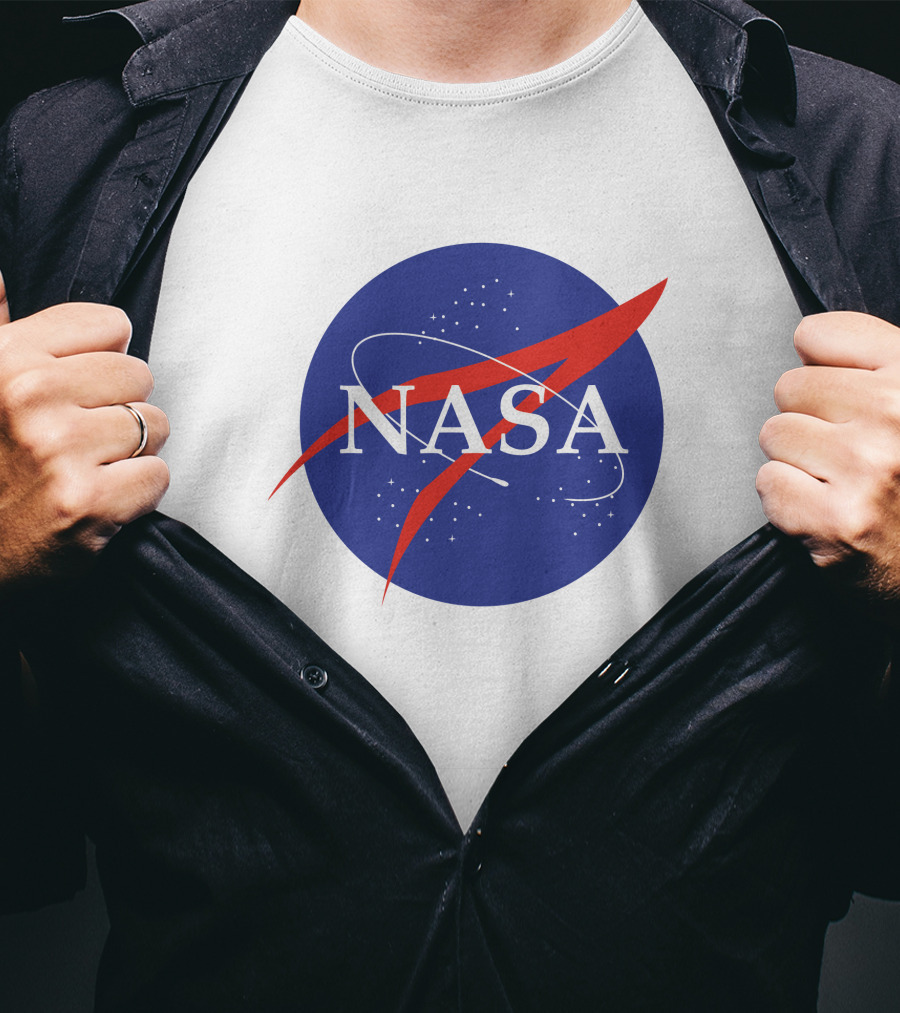NASA Insignia Logo Classic Blue Red T-Shirt
