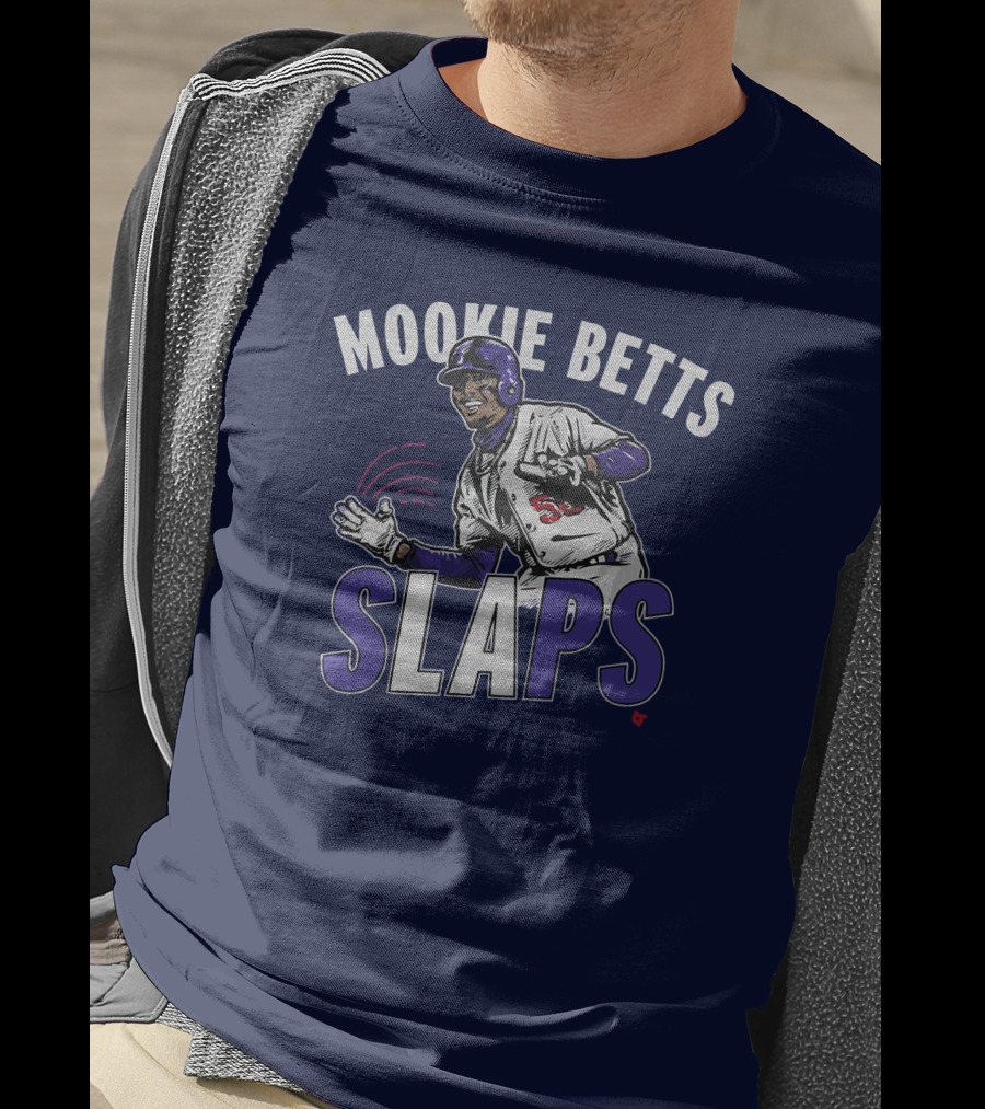 Mookie Betts Slaps Baseball Action T-Shirt