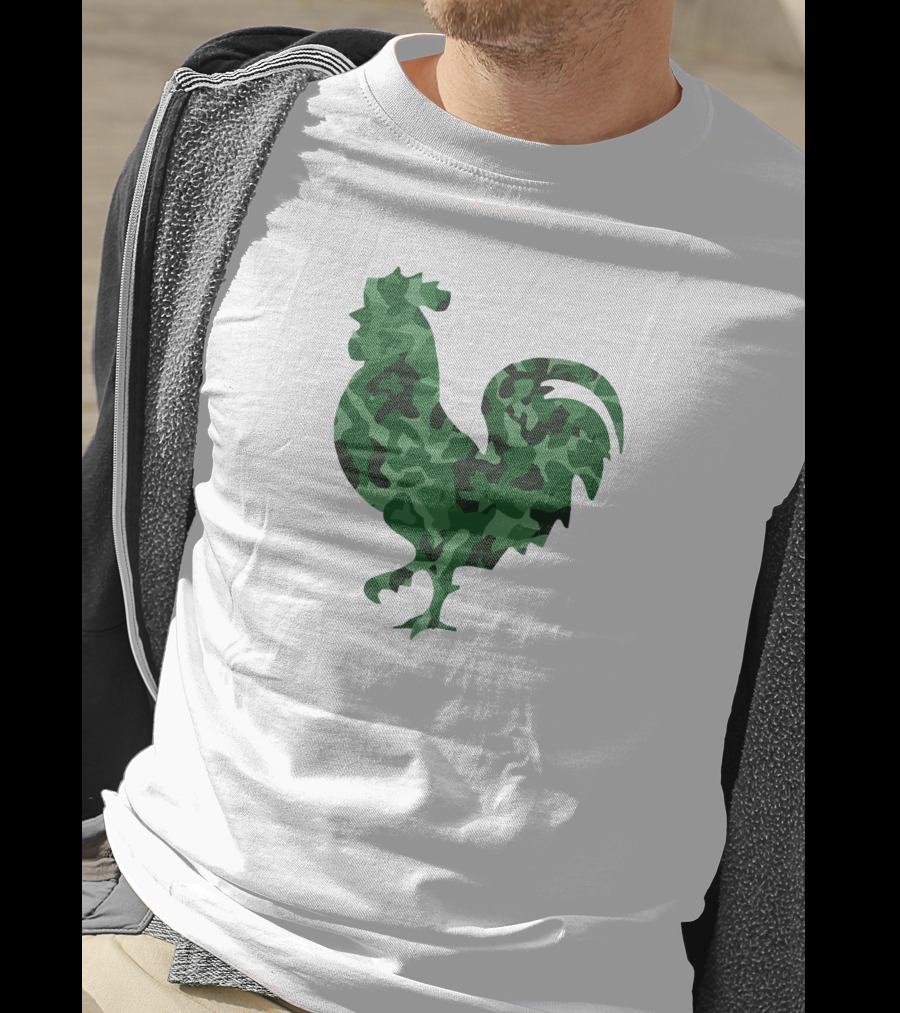 Chicken Camo Rooster Silhouette In Green Camouflage T-Shirt