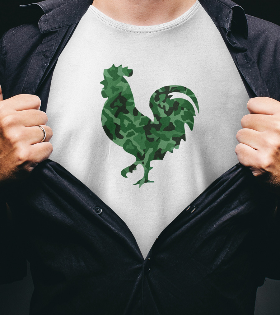 Chicken Camo Rooster Silhouette In Green Camouflage T-Shirt