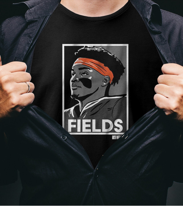 Justin Fields Chicago Bears NFLPA T-Shirt
