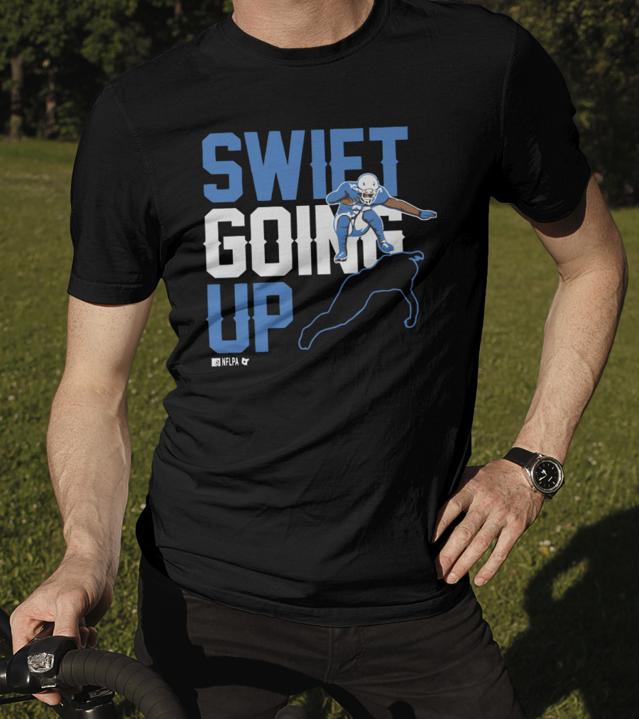 D'Andre Swift Going Up NFLPA Football Player Action T-Shirt