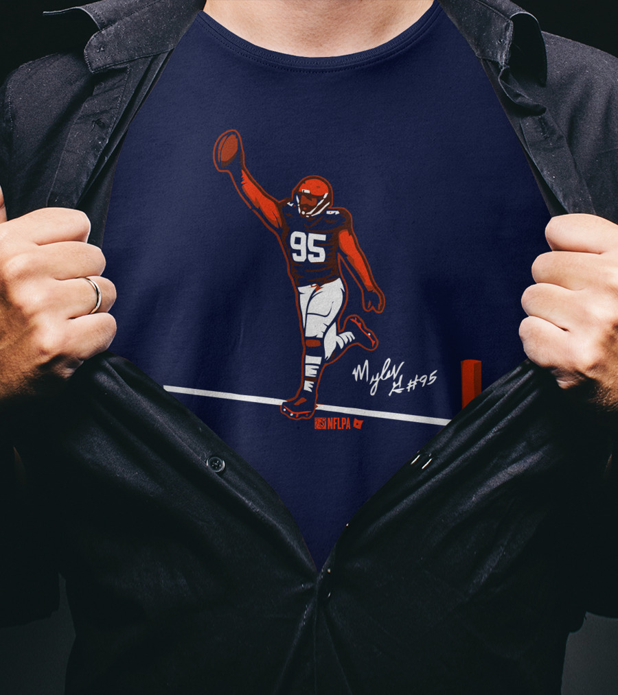 Myles Garrett Flash For Six NFLPA Browns #95 T-Shirt