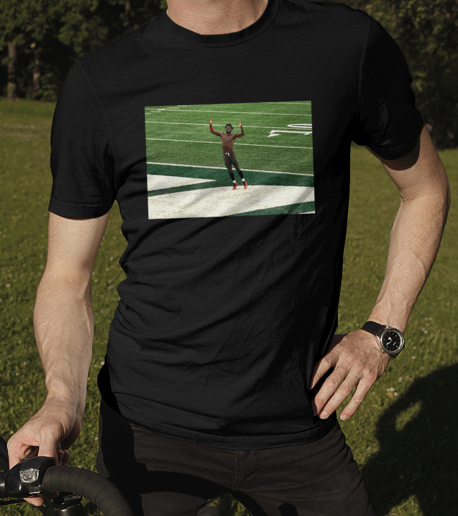 Antonio Brown Throws Takes Off End Zone Walk Off Victory Celebration NFL Game T-Shirt