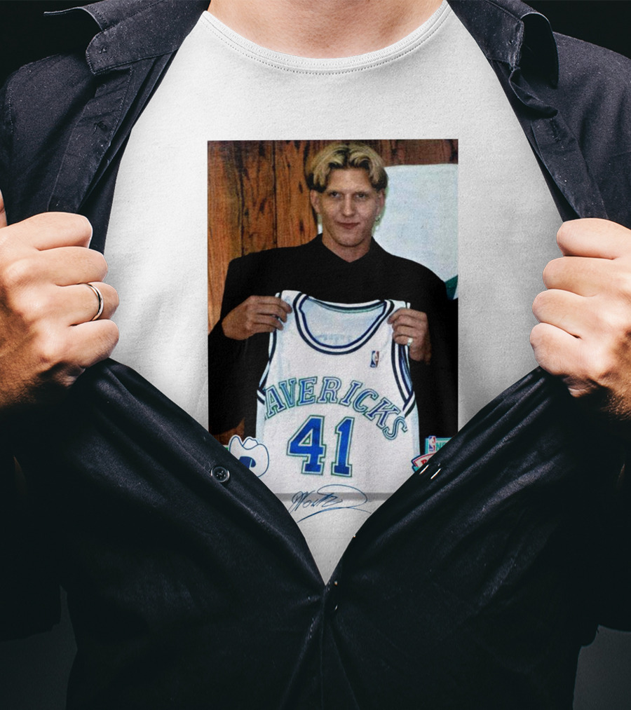 Dirk Nowitzki Mavericks NBA Draft Vancouver June 24 1998 T-Shirt