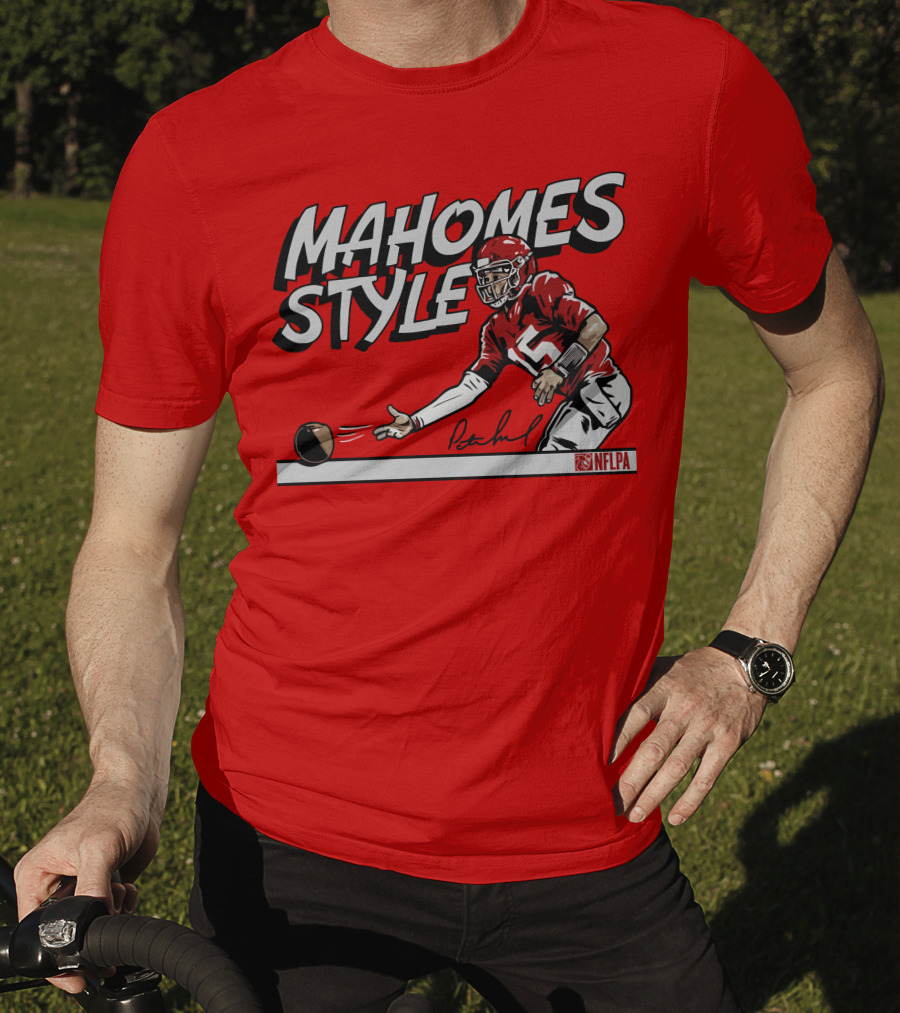 MAHOMES STYLE NFLPA Football Quarterback Signature T-Shirt