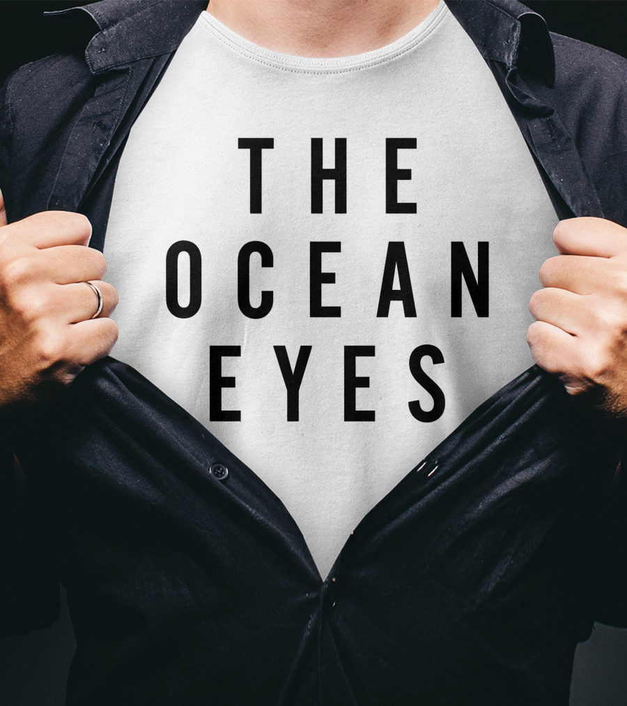 THE OCEAN EYES T-Shirt