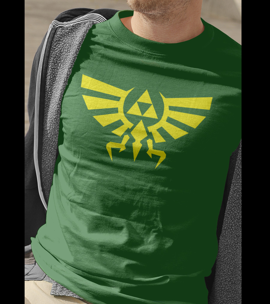 Triforce Hylian Crest And Cargo Shorts T-Shirt