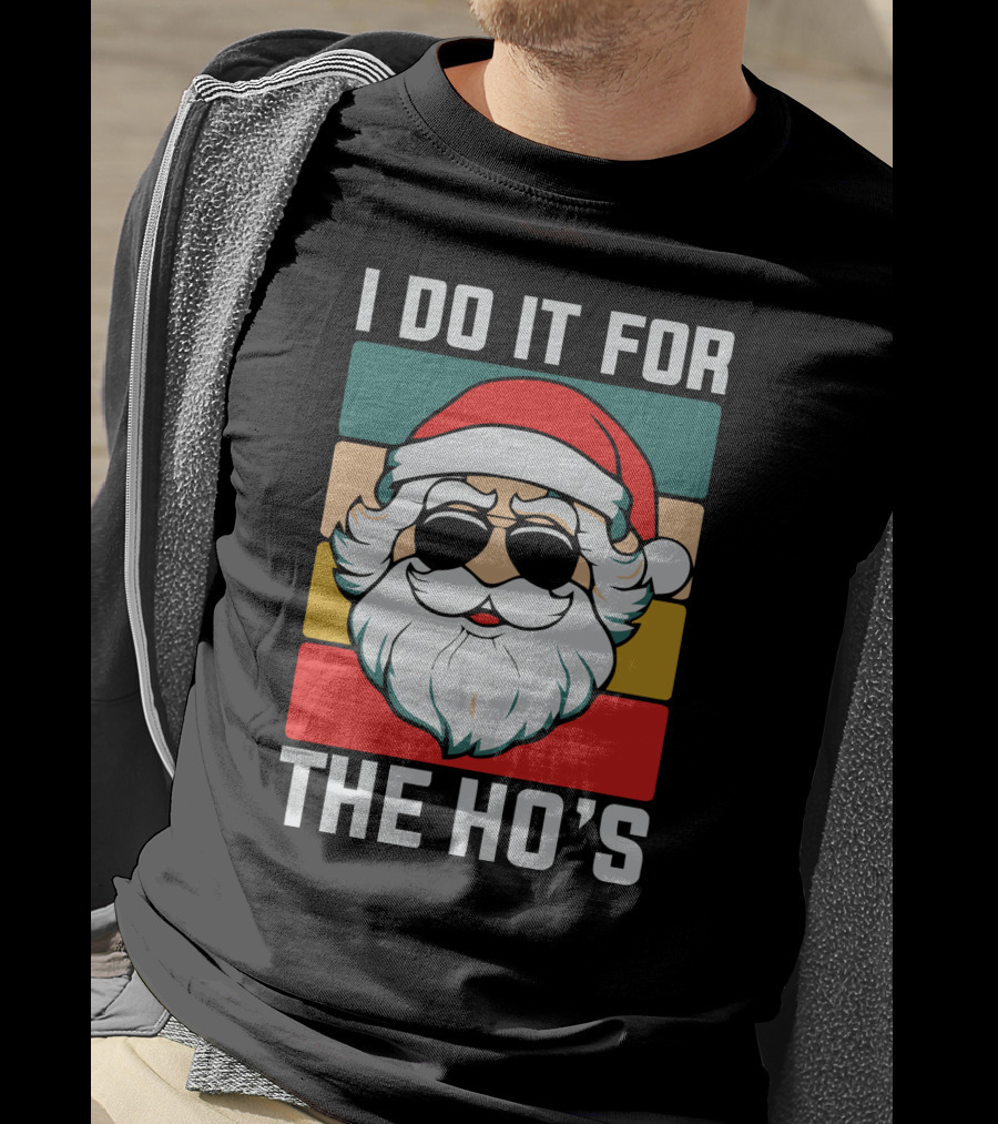 I Do It For The Ho's Christmas Santa Retro Sunglasses T-Shirt