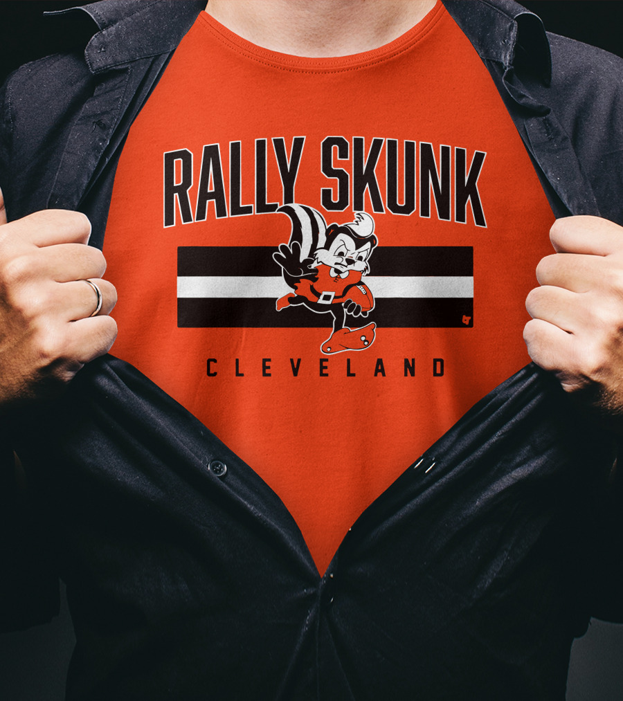 Cleveland Rally Skunk Football Character Sporting Orange Helmets T-Shirt