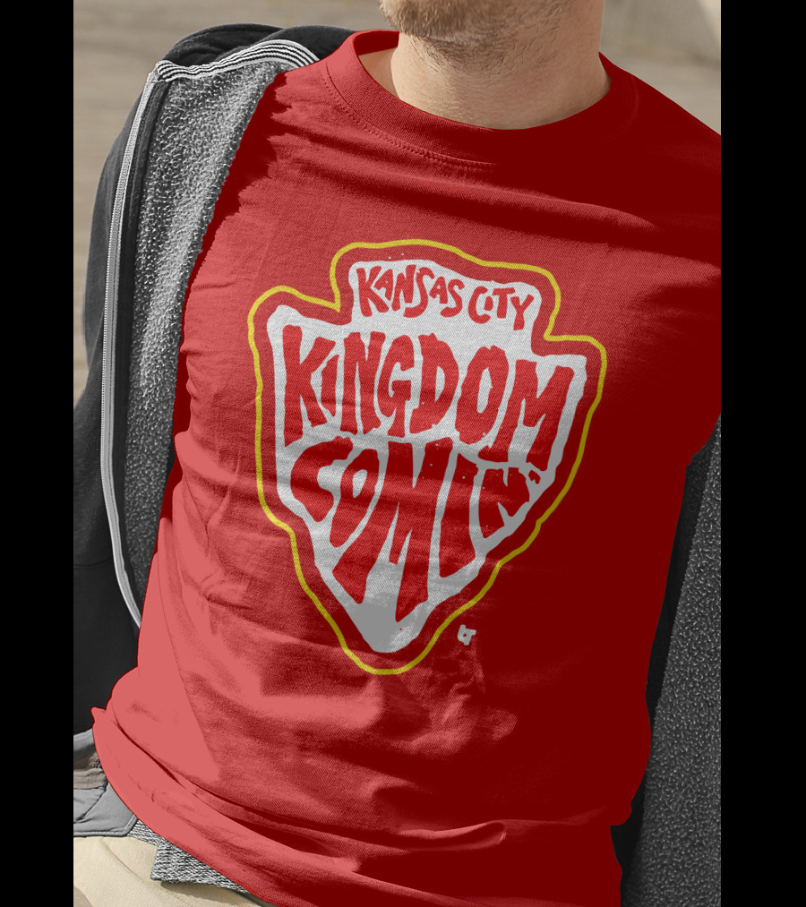 Kansas City Kingdom Comin' Red Shield T-Shirt