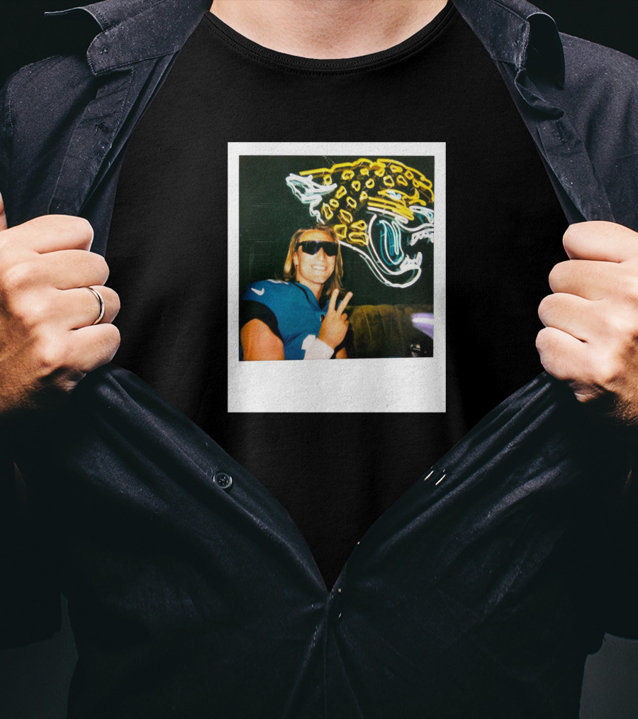 Trevor Lawrence Steezy Trev Jacksonville Jaguars Profile Picture T-Shirt