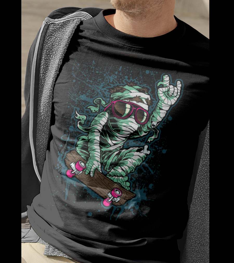 Return Mummy Skateboarding With Sunglasses Rock Hand Gesture T-Shirt