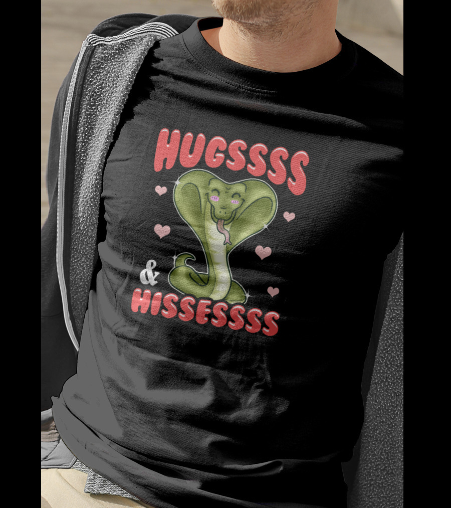 Hugssss And Hissessss King Cobra Snake Lover T-Shirt