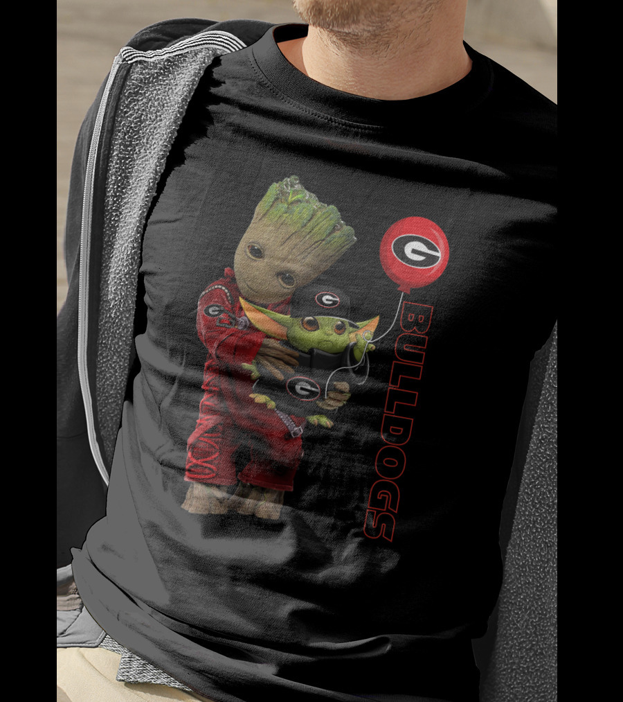 G&Y Georgia Bulldogs Groot And Baby Yoda With Balloon T-Shirt