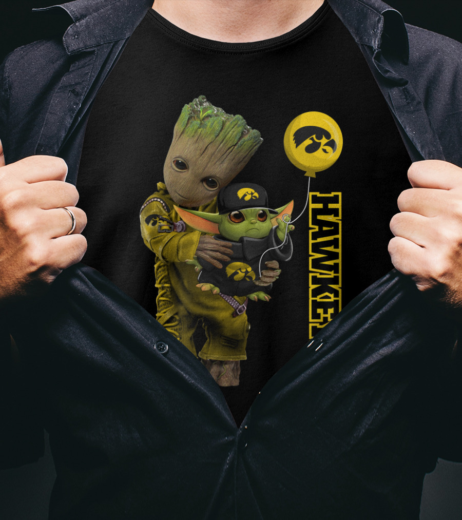 G&Y Iowa Hawkeyes Groot And Baby Yoda Balloon T-Shirt