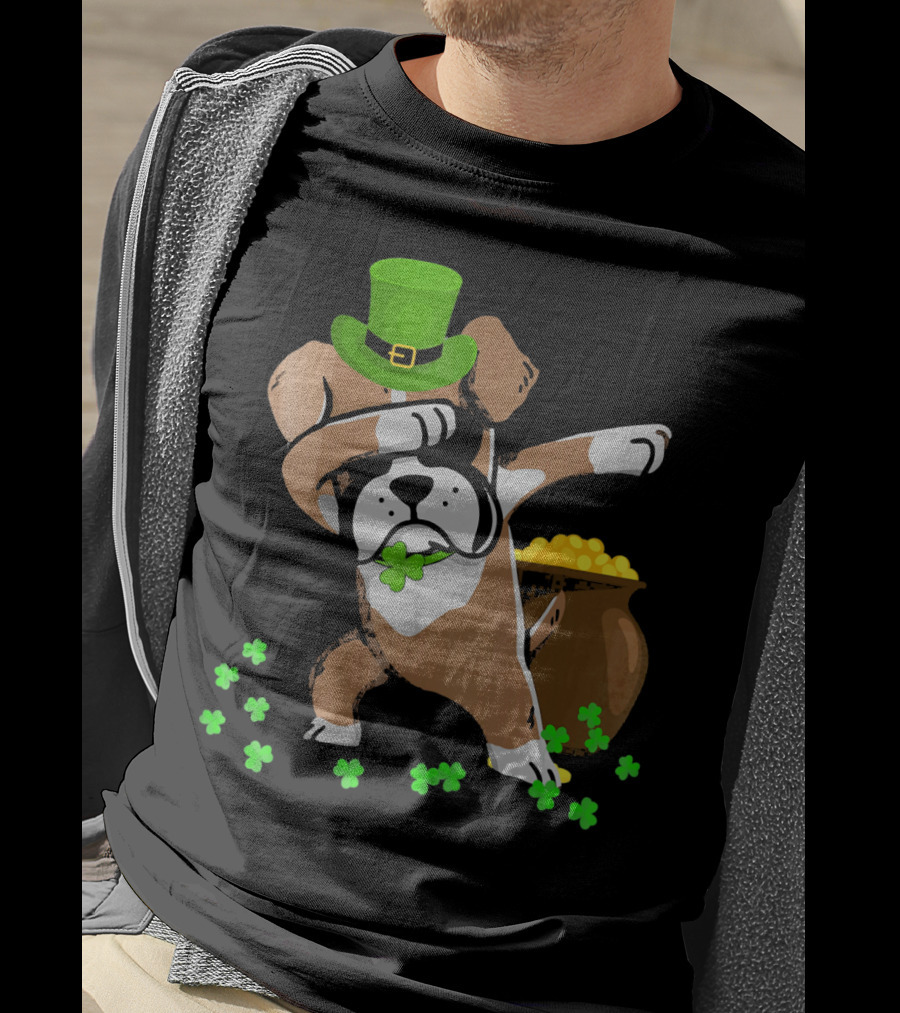Boxer Dabbing St Patricks Day Dog With Leprechaun Hat And Pot Of Gold T-Shirt