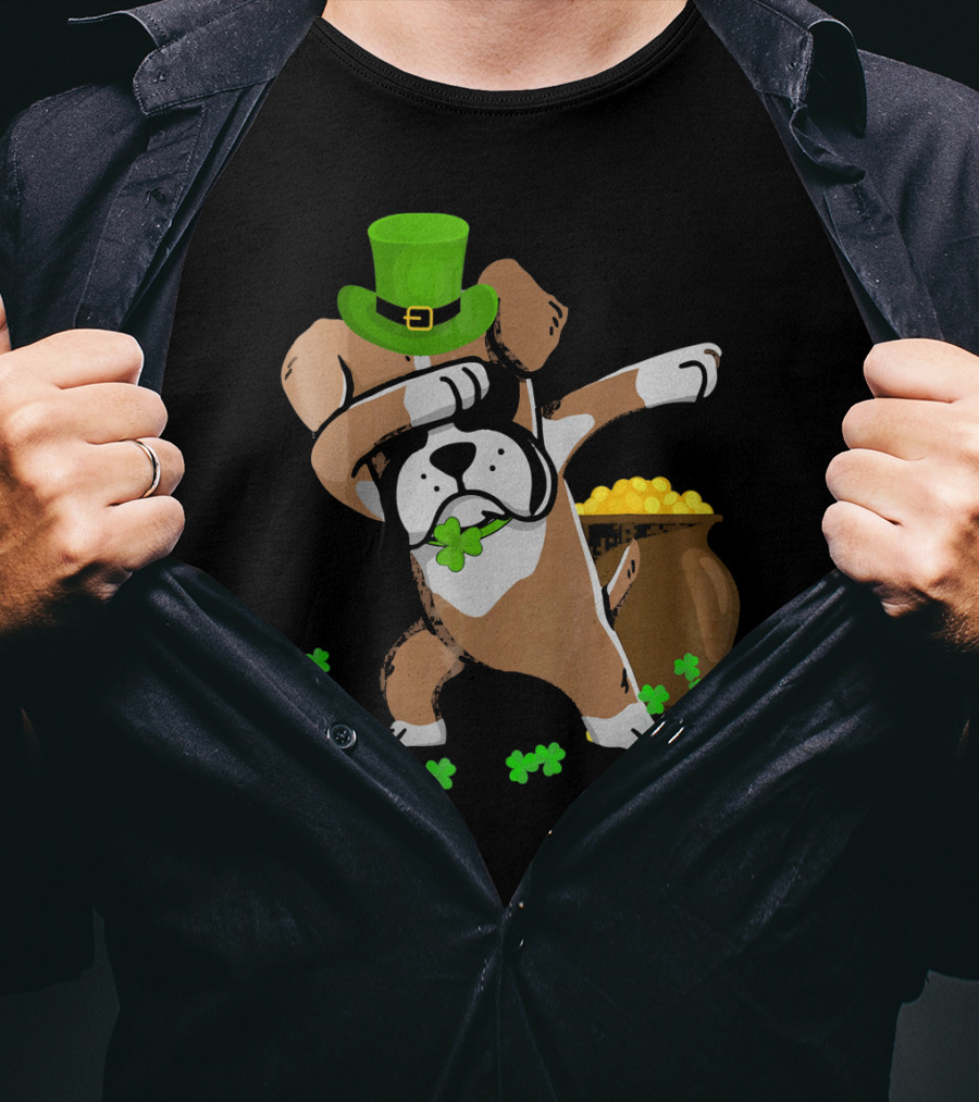 Boxer Dabbing St Patricks Day Dog With Leprechaun Hat And Pot Of Gold T-Shirt