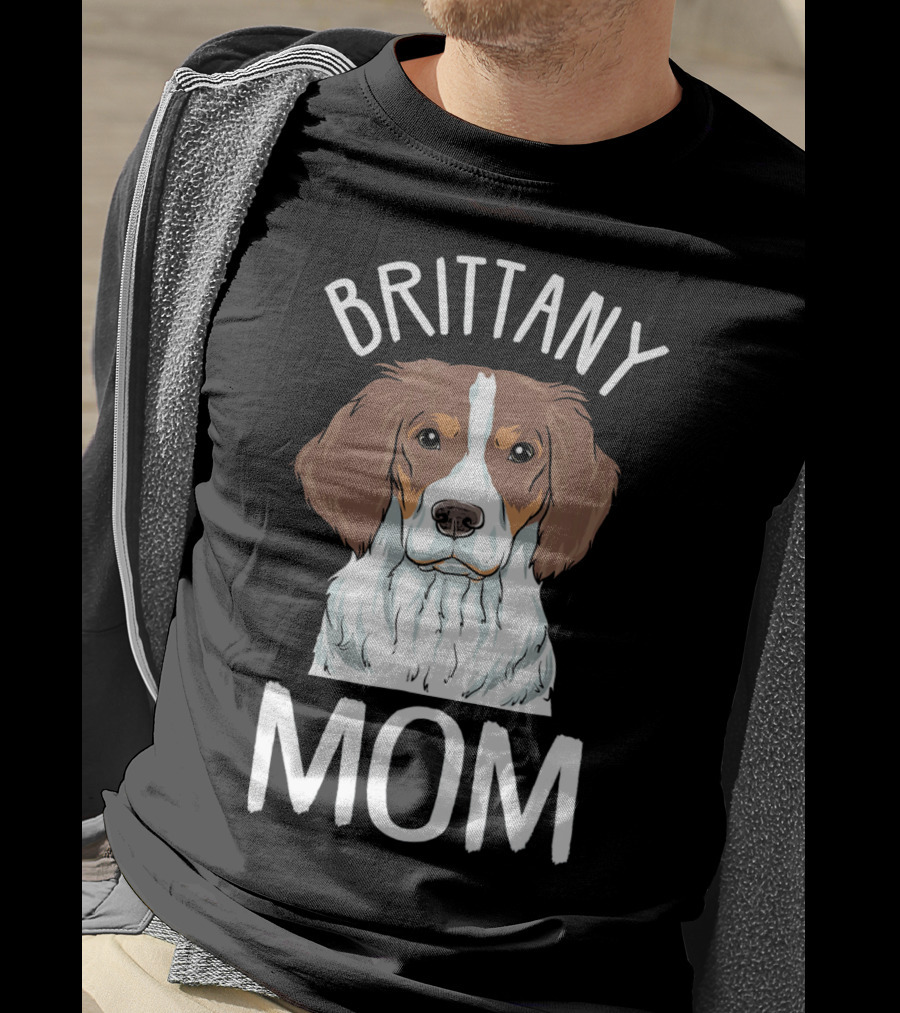 Brittany Spaniel Mom T-Shirt