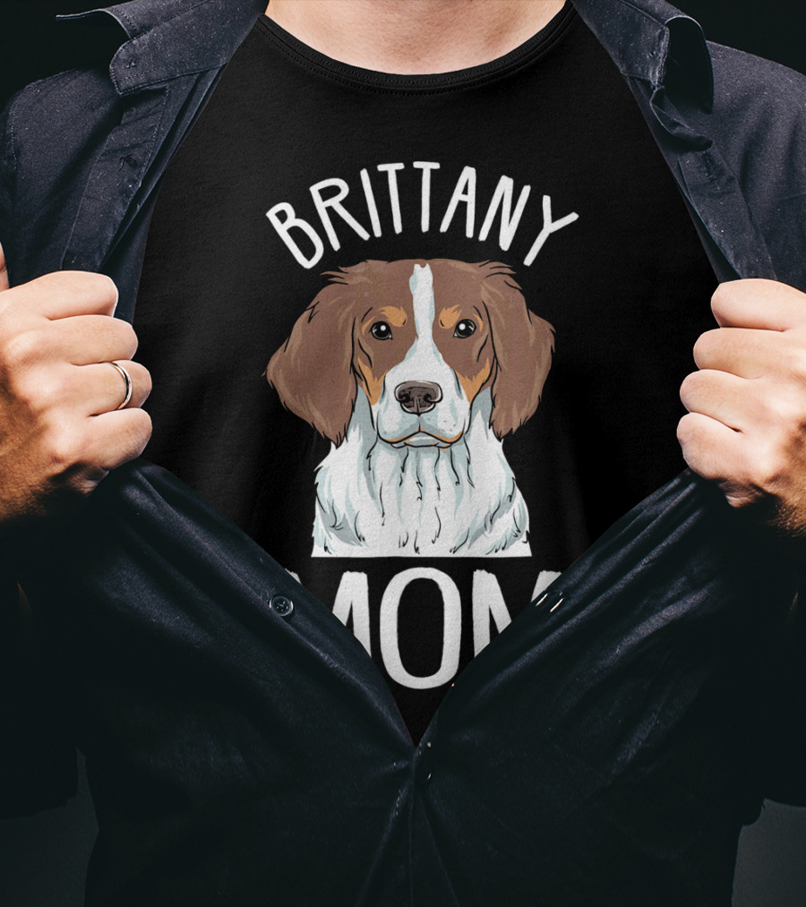 Brittany Spaniel Mom T-Shirt