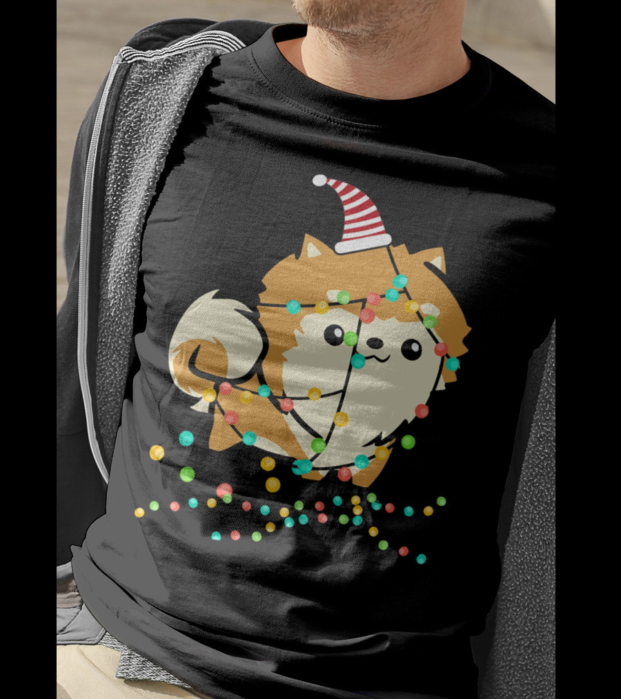 Christmas Lights Pomeranian Santa Hat T-Shirt