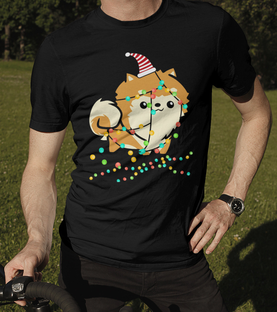 Christmas Lights Pomeranian Santa Hat T-Shirt