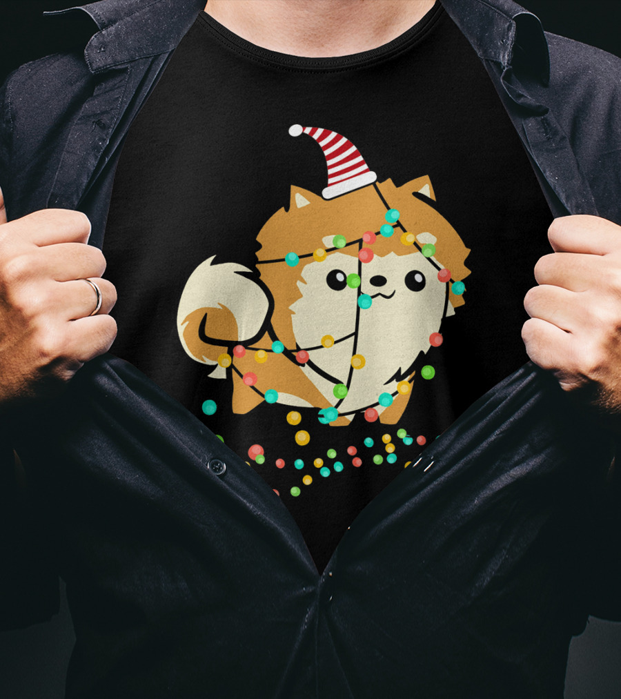 Christmas Lights Pomeranian Santa Hat T-Shirt