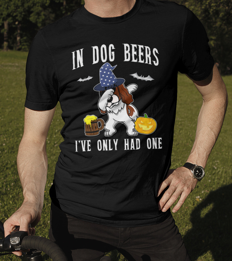In Dog Beers I've Only Had One Dabbing Cavalier King Charles Spaniel Halloween Wizard Hat Pumpkin T-Shirt