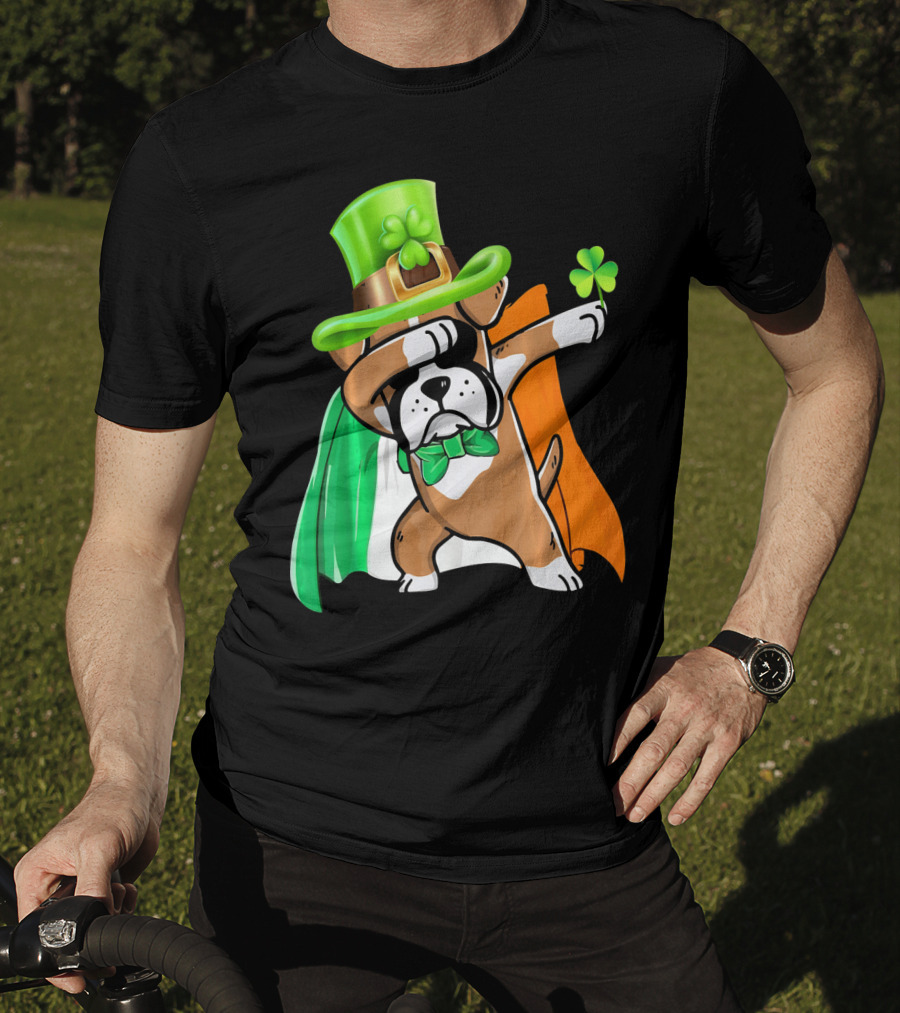 Lucky Boxer Dabbing With Irish Flag And Shamrock Hat T-Shirt